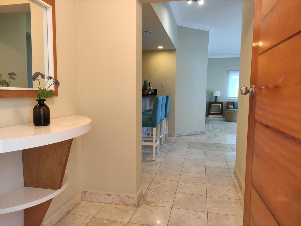 Chic Beachfront Apartment - Private Beach Access Punta Cana Exterior photo